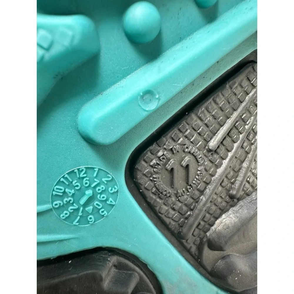 Kamik Kid's  Waterproof Boots Purple / Aqua  Sz. 11